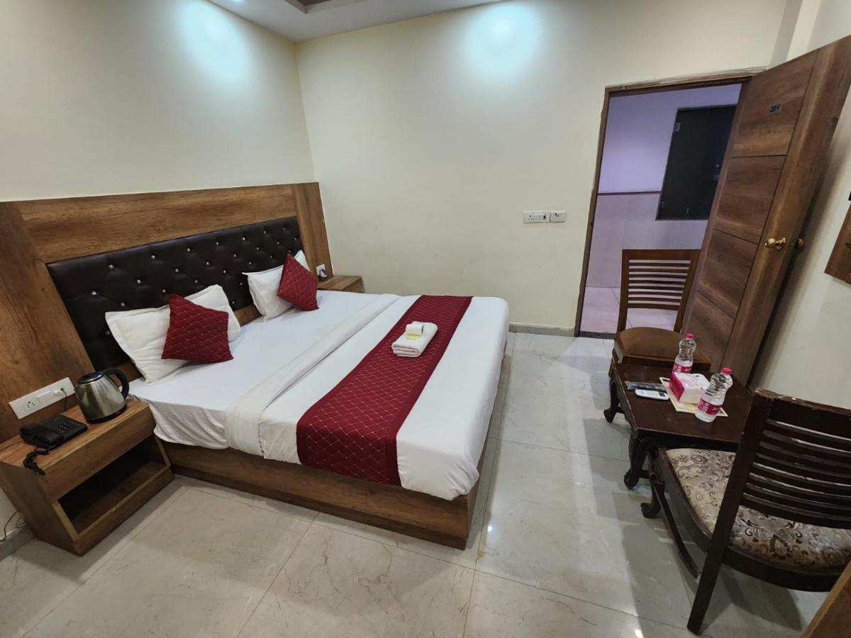 Airport Hotel Ivy With Free Airport Transfr New Delhi Exterior photo