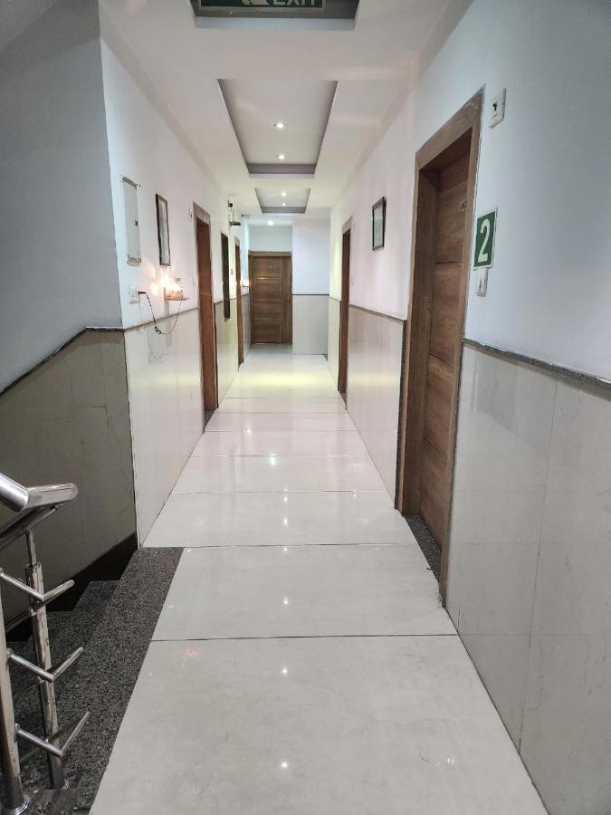 Airport Hotel Ivy With Free Airport Transfr New Delhi Exterior photo