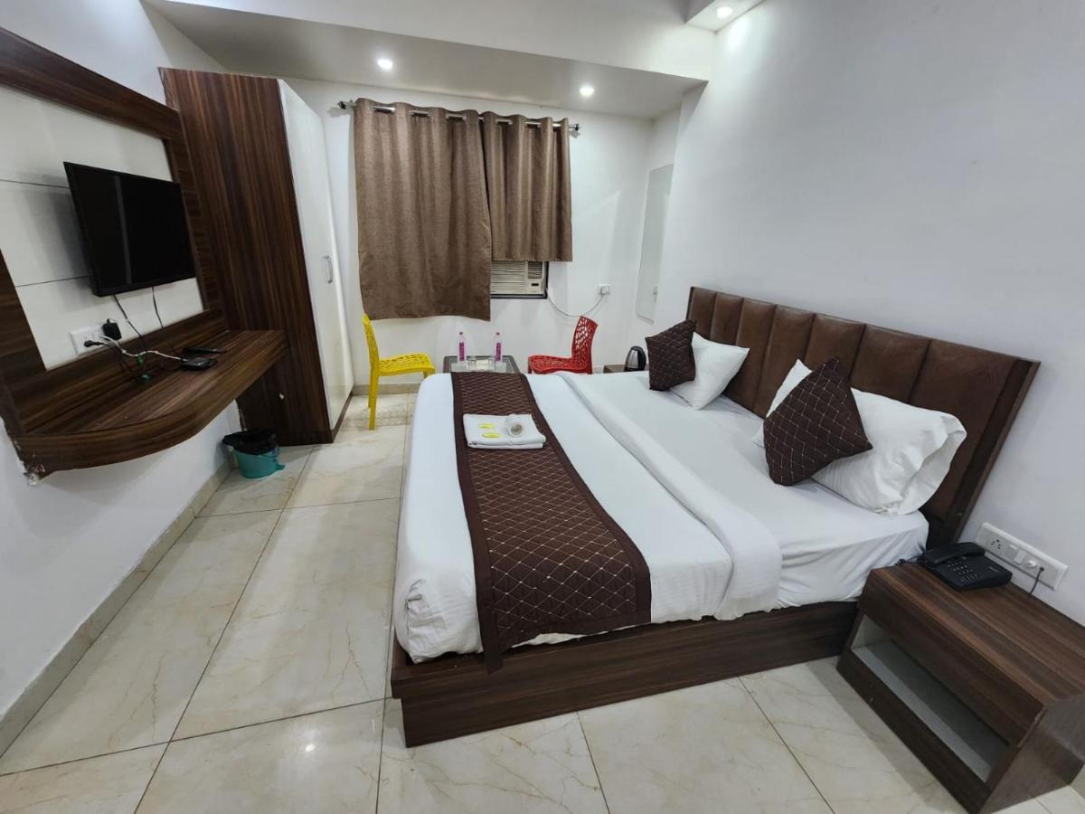 Airport Hotel Ivy With Free Airport Transfr New Delhi Exterior photo