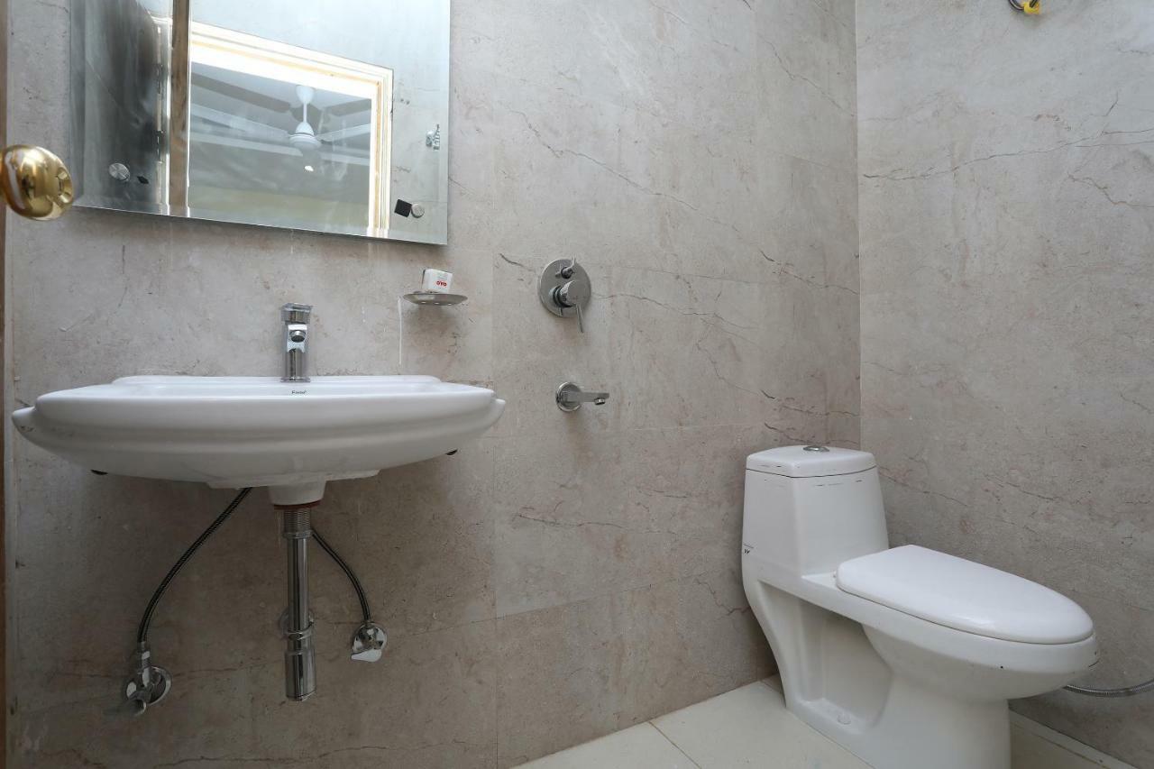 Airport Hotel Ivy With Free Airport Transfr New Delhi Exterior photo
