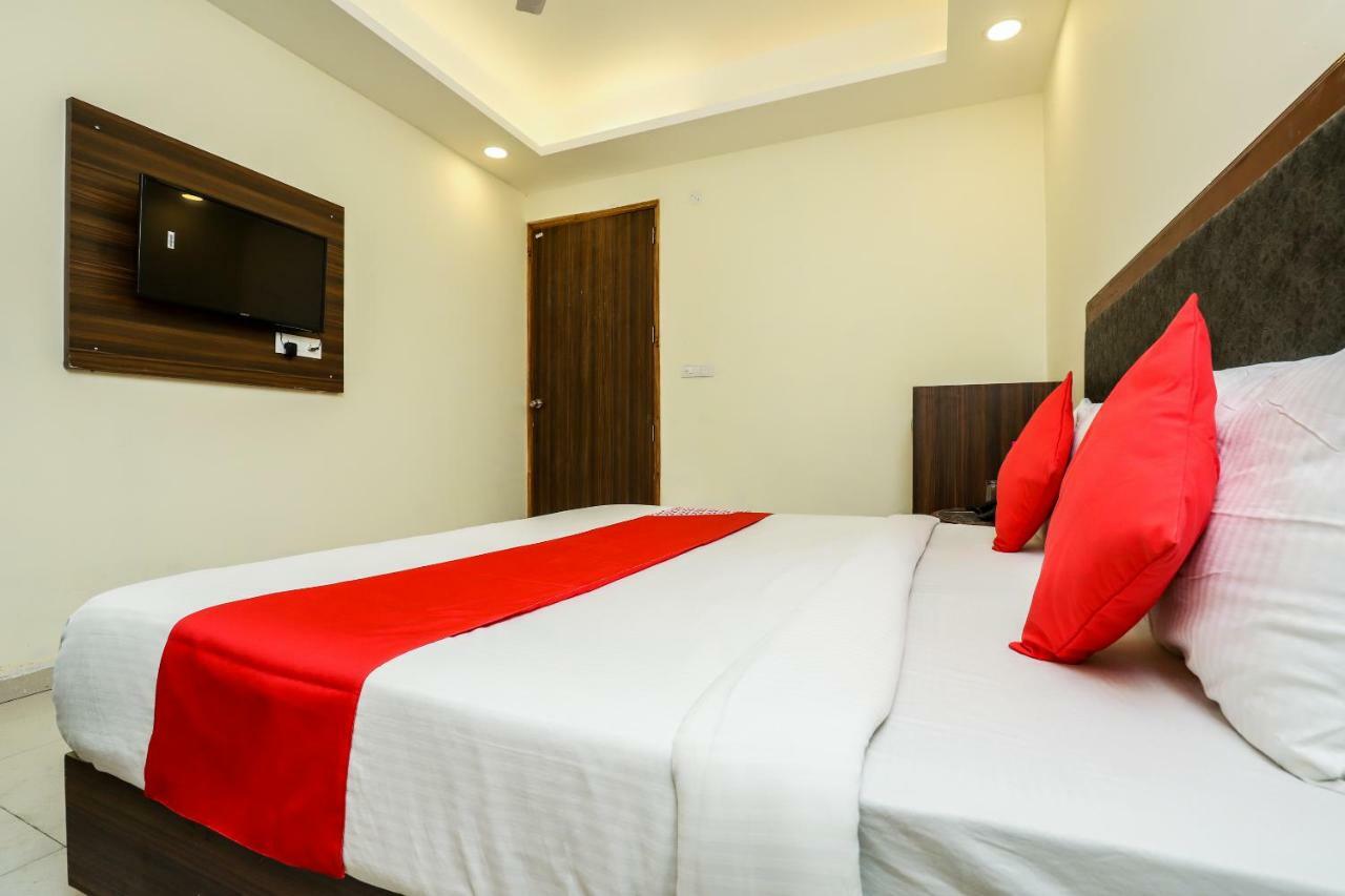 Airport Hotel Ivy With Free Airport Transfr New Delhi Exterior photo